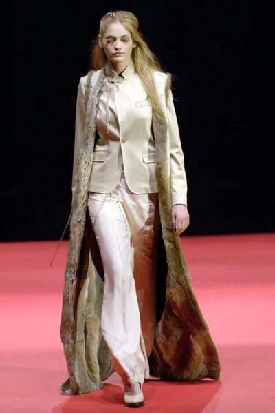 Look 1